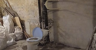 Демонтаж сантехкабины в панельном доме - цена от 1042 рублей | Сварной-Лко